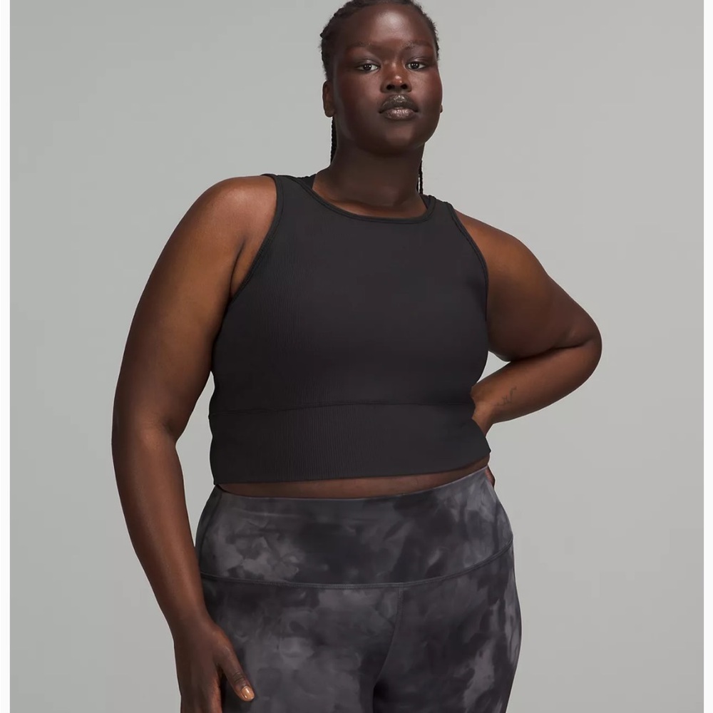 Lululemon Black Pivot Top Size 4